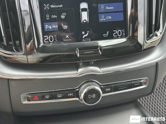 volvo XC 60 2020