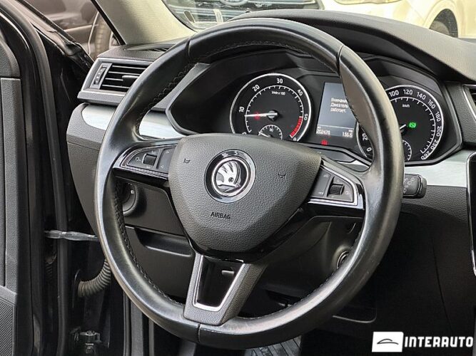 Skoda Superb 38 skoda Superb 2019