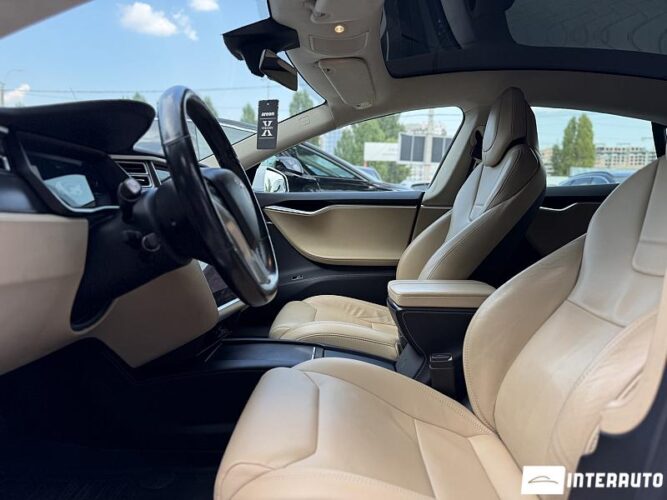tesla Model S 2017