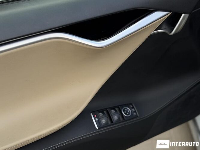 tesla Model S 2017