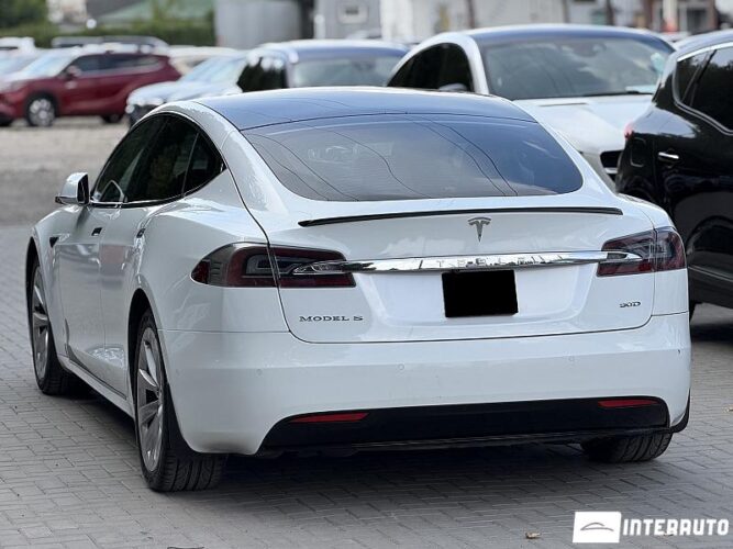 tesla Model S 2017
