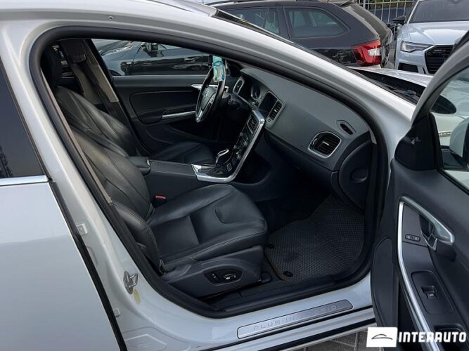 Volvo V 60 38 volvo V 60 2013