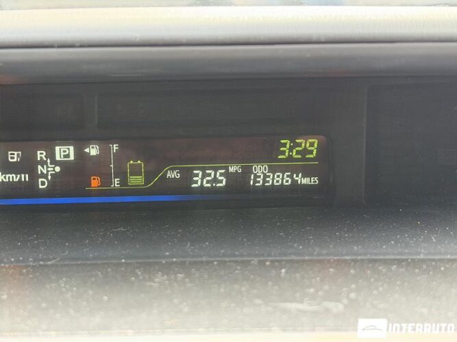 Toyota Prius Plus / V 39 toyota Prius Plus / V 2013