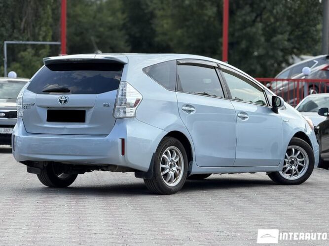 Toyota Prius Plus / V 30 toyota Prius Plus / V 2013