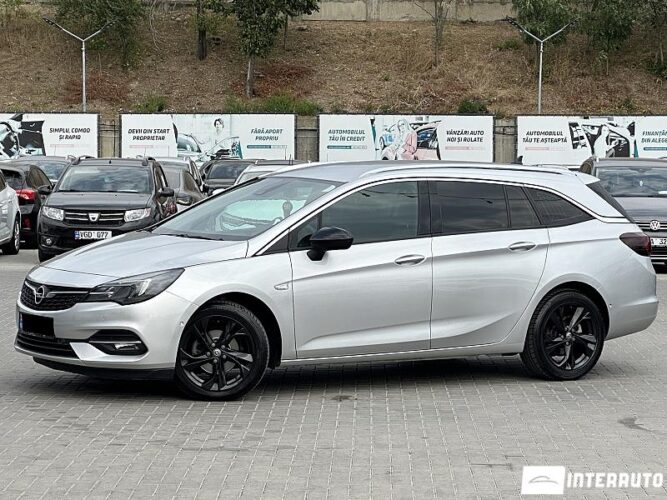 opel Astra 2021