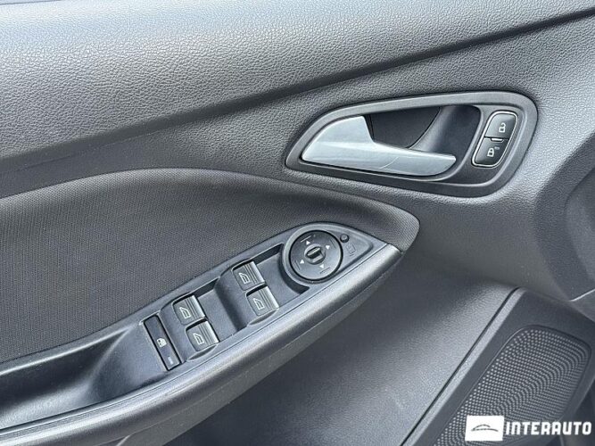 Ford Focus 32 ford Focus 2018