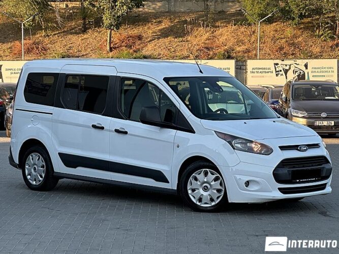 Ford Tourneo Connect 2018 doar la InterAuto