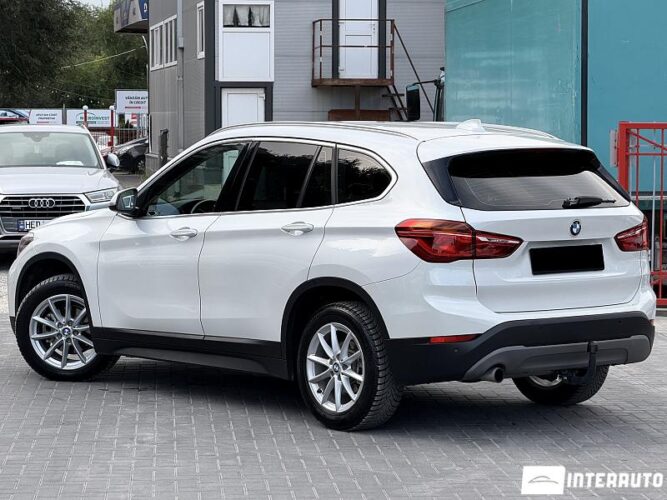 BMW X1 1.6D 33 bmw X1 1.6D 2018