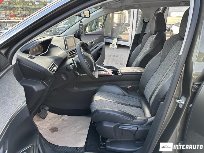 Peugeot 3008 37 peugeot 3008 2018