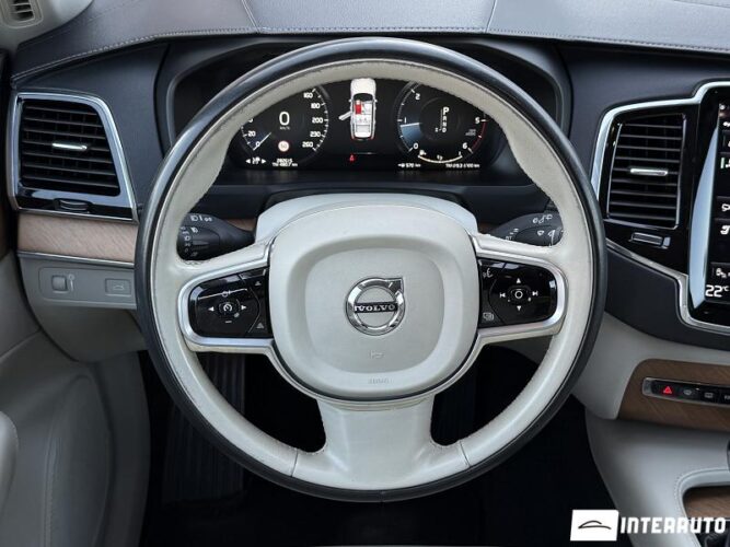 volvo XC 90 2019