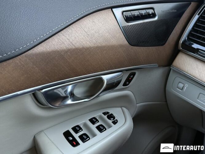 volvo XC 90 2019
