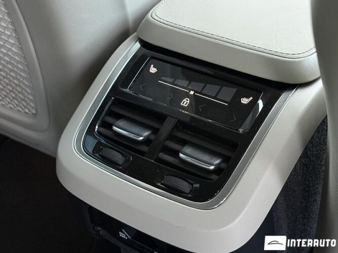 volvo XC 90 2019
