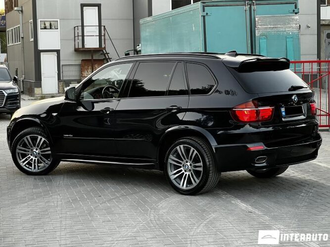 bmw X5 4.0D 2011
