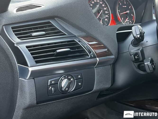 bmw X5 4.0D 2011