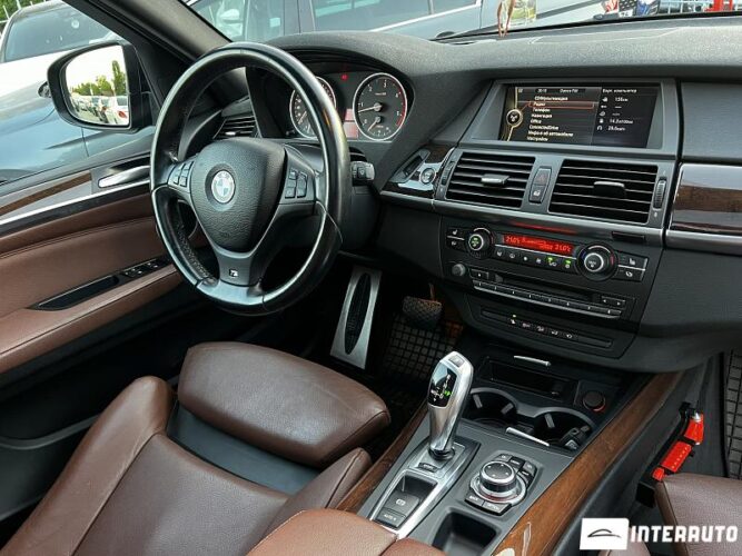 bmw X5 4.0D 2011