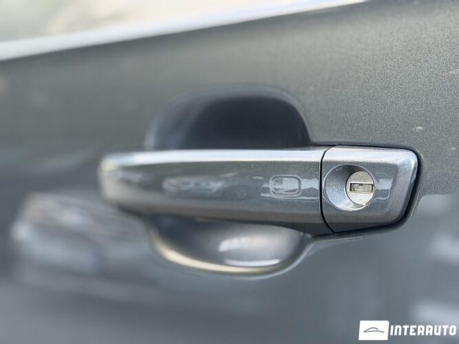 Audi A3 E-tron 36 audi A3 E-tron 2016