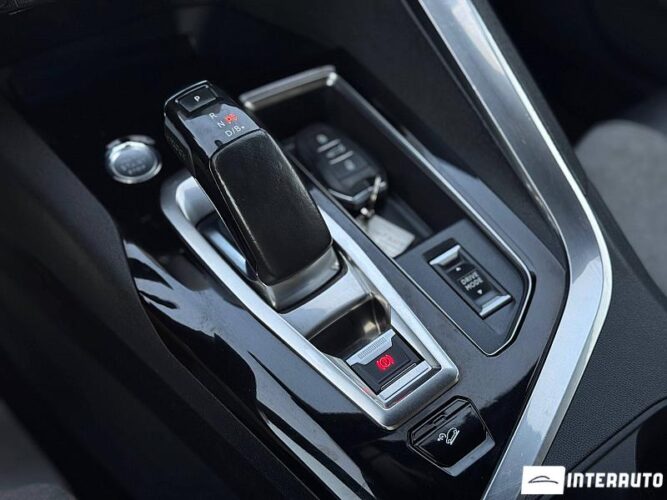 peugeot 3008 2020