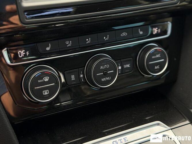 Volkswagen Passat GTE 46 volkswagen Passat GTE 2017
