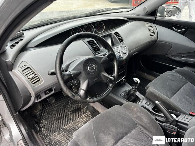 nissan Primera 2003