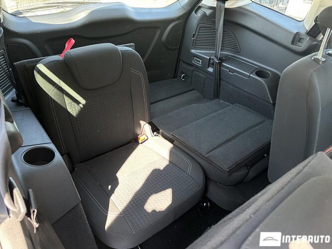 Ford Grand C-MAX 42 ford Grand C-MAX 2018