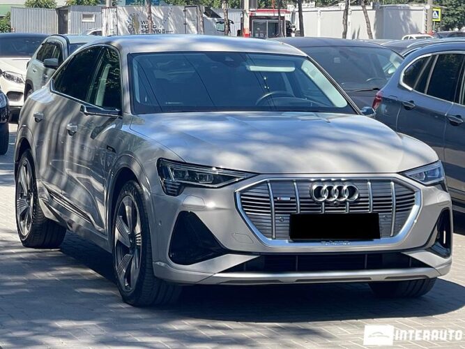audi E-tron 2021