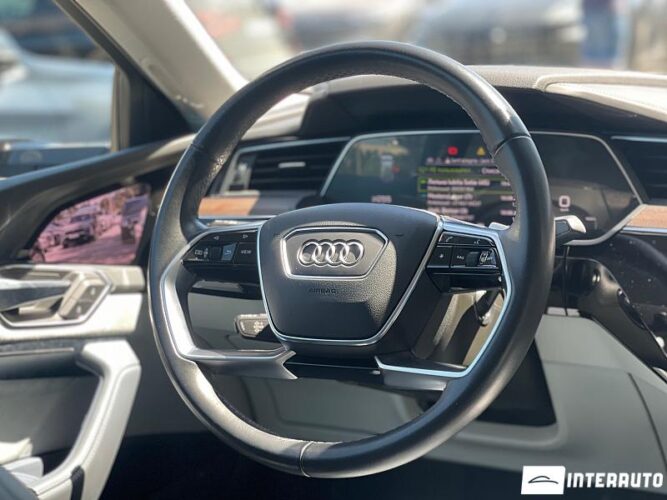 audi E-tron 2021