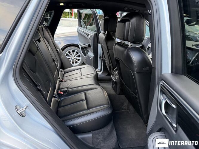 Porsche Macan 51 porsche Macan 2017