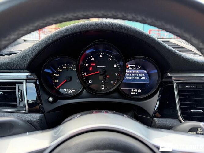 Porsche Macan 42 porsche Macan 2017