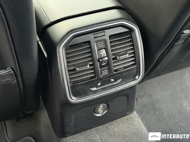 Porsche Macan 49 porsche Macan 2017