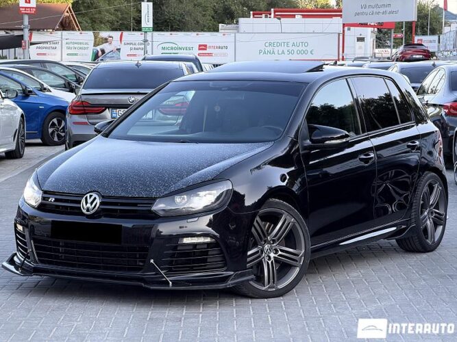 Volkswagen Golf R 2010 doar la InterAuto