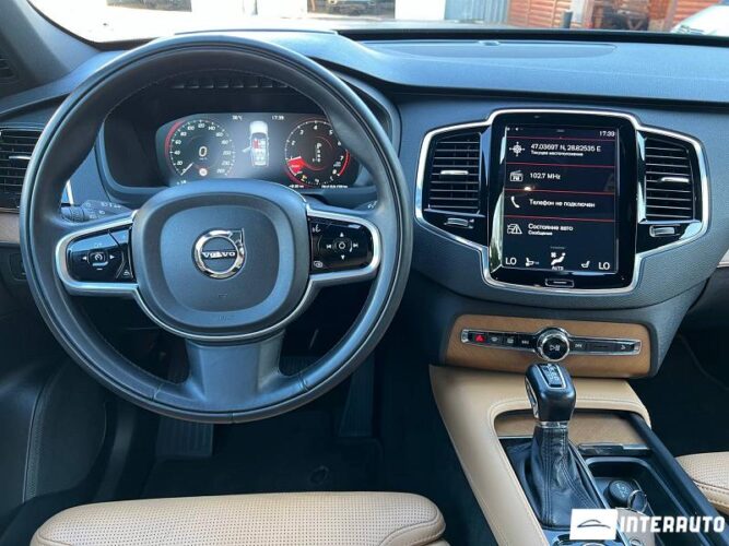 volvo XC 90 2018