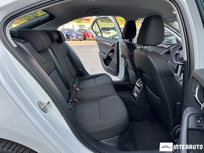 Skoda Octavia 43 skoda Octavia 2020