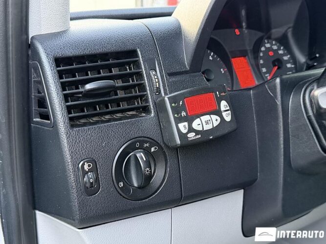 volkswagen Crafter 2012