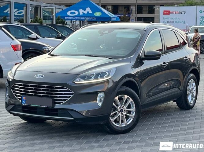 Ford Kuga 2022 doar la InterAuto