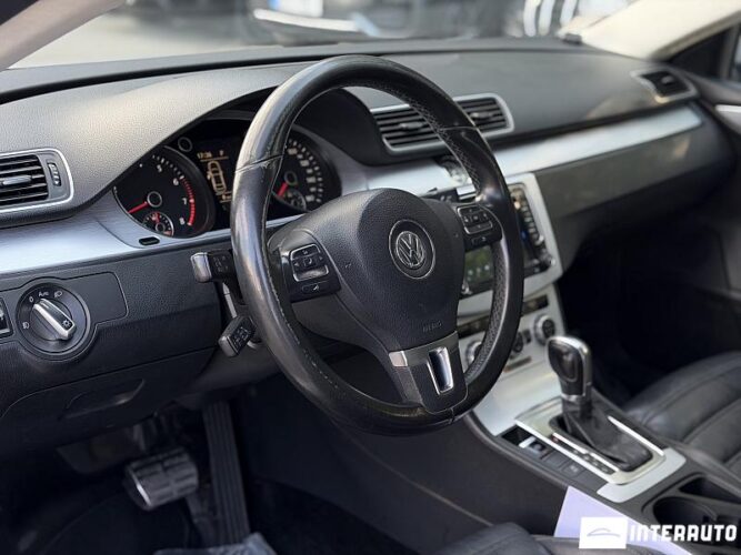 Volkswagen Passat CC 36 volkswagen Passat CC 2013