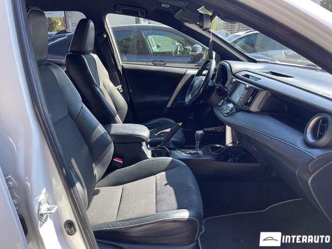 Toyota Rav-4 47 toyota Rav-4 2017