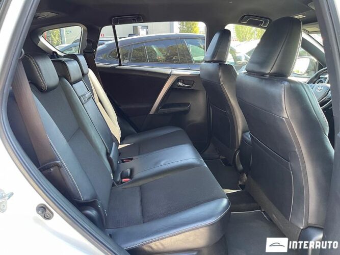 Toyota Rav-4 49 toyota Rav-4 2017