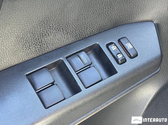 Toyota Rav-4 37 toyota Rav-4 2017