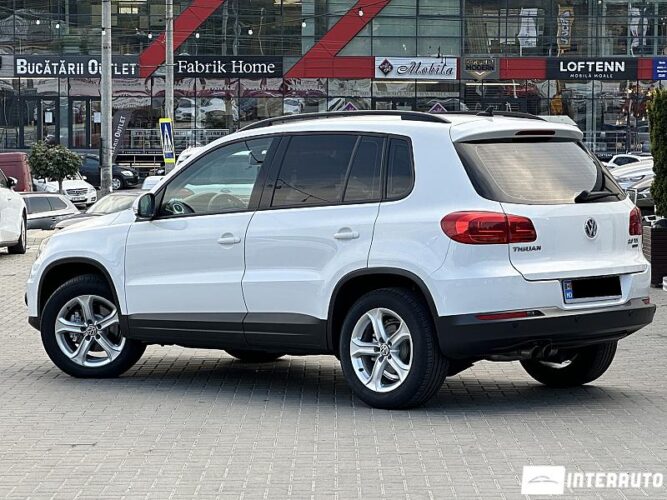 Volkswagen Tiguan 34 volkswagen Tiguan 2012