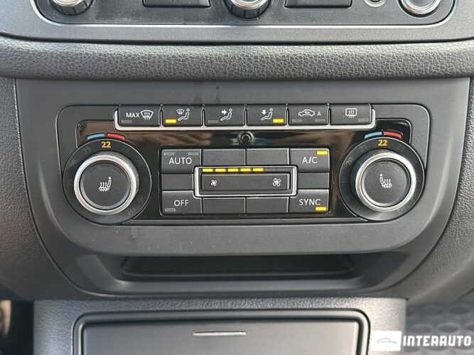 Volkswagen Tiguan 40 volkswagen Tiguan 2012