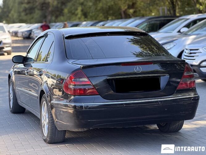 mercedes E 220 2004