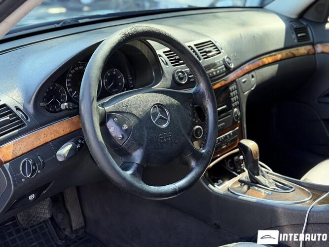 mercedes E 220 2004