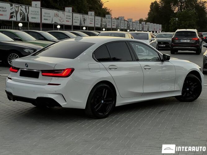BMW 330E 31 bmw 330E 2020