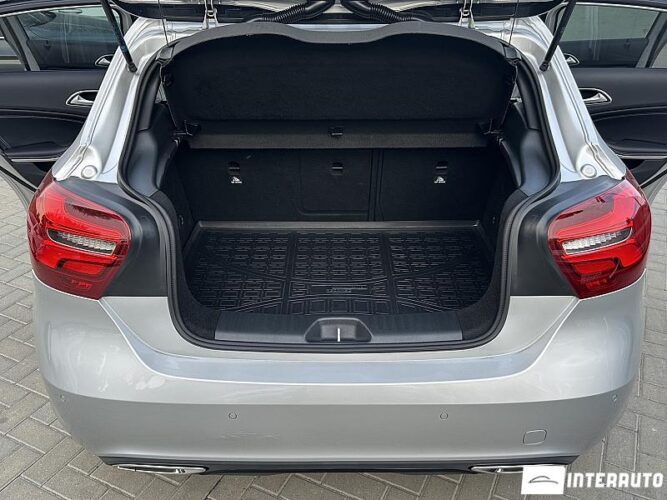 Mercedes A 180 49 mercedes A 180 2017
