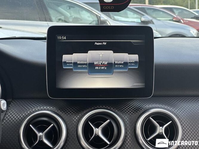 Mercedes A 180 39 mercedes A 180 2017