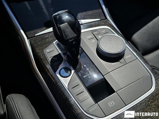 BMW 330 45 bmw 330 2020