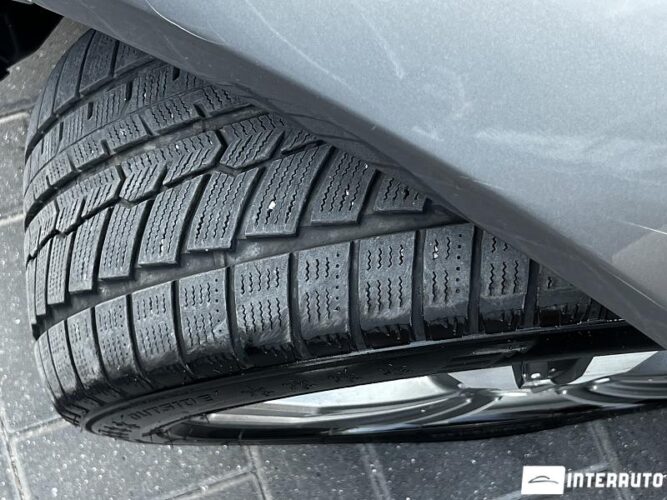 Mercedes E 220 45 mercedes E 220 2013