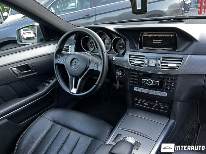 Mercedes E 220 38 mercedes E 220 2013