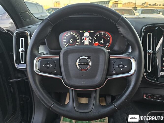 volvo XC 40 2019