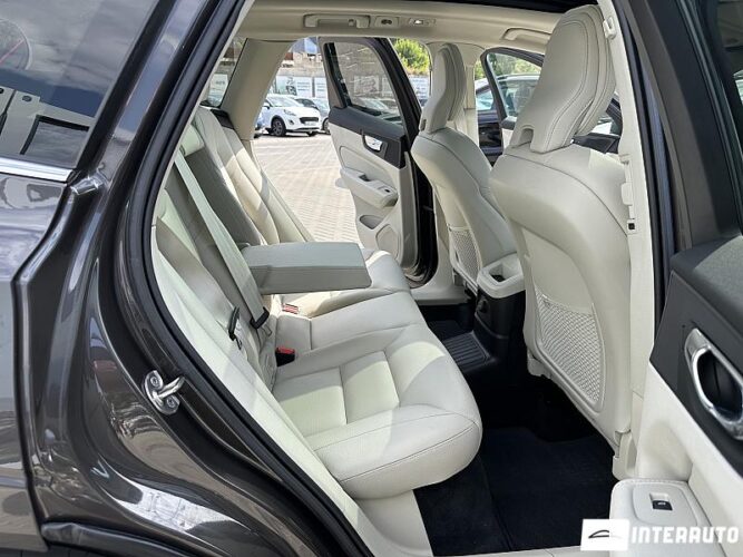 Volvo XC 60 49 volvo XC 60 2022